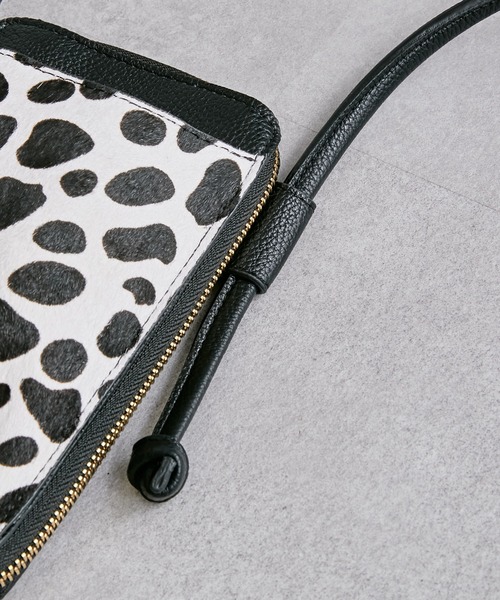 Pal collection（パルコレクション）の「ハラコ風ウォレットスマホポーチ（ショルダーバッグ・レディース・ブラウン/ホワイト・FREE）」の9枚目の写真