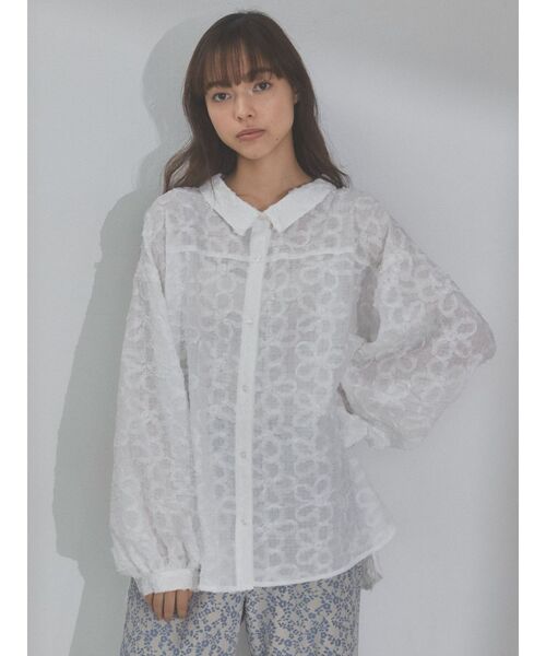 merry jenny（メリージェニー）の「flowerオーバーシャツ（シャツ/ブラウス・レディース・ブラック/オフホワイト/ピンク・FREE）」の7枚目の写真