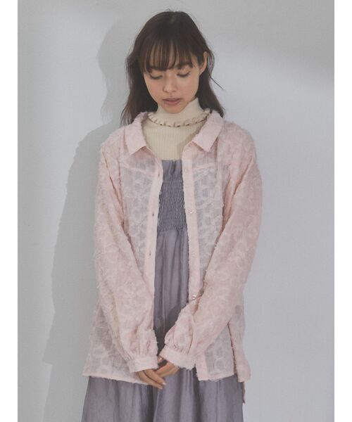 merry jenny（メリージェニー）の「flowerオーバーシャツ（シャツ/ブラウス・レディース・ブラック/オフホワイト/ピンク・FREE）」の13枚目の写真