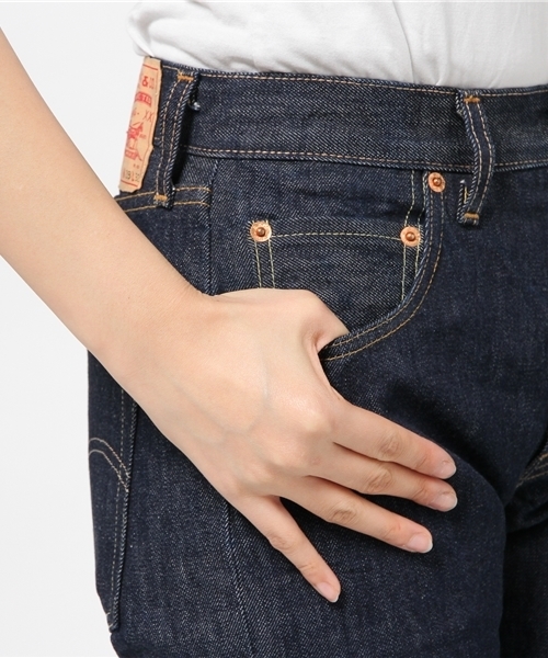 OUTLET（アウトレット）の「【DouDou】LEVIS/カスタムNewRinse（デニムパンツ・レディース・ブルー・28/29）」の12枚目の写真