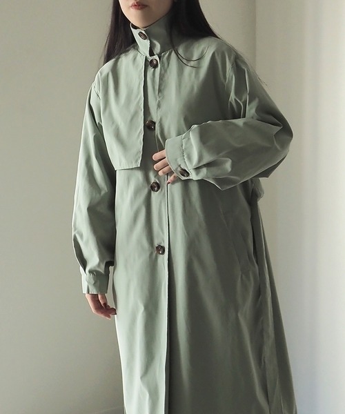 Riberry（リベリー）の「胸ヨーク付きステンカラートレンチコート（トレンチコート・レディース・ベージュ/グリーン/ライトベージュ・MEDIUM）」の18枚目の写真