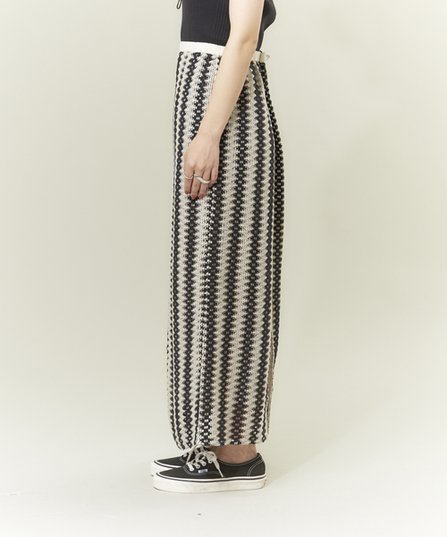 NOMINE（ノミネ）の「【WEB限定商品】バイカラーレーススカート（スカート・レディース・ホワイト/レッド・フリー）」の12枚目の写真