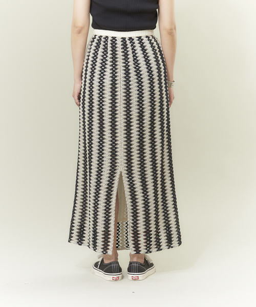 NOMINE（ノミネ）の「【WEB限定商品】バイカラーレーススカート（スカート・レディース・ホワイト/レッド・フリー）」の7枚目の写真