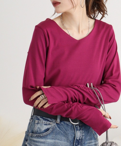 atONE(アットワン)の「atONE Vネック指空き長袖Tシャツ(Tシャツ/カットソー・レディース・パープル/チャコールグレー/グレイッシュブルー/ブラック/カーキ/グレイッシュベージュ/ネイビー/オフホワイト/杢グレー・M/L/3L/4L/LL)」の9枚目の写真