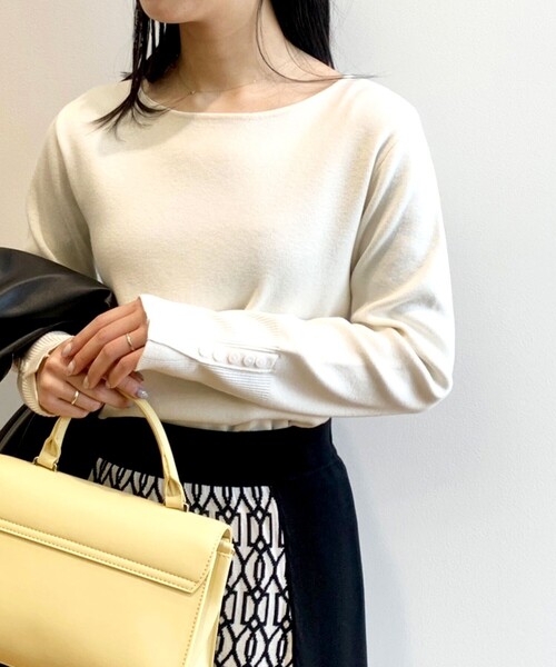 OPAQUE.CLIP（オペークドットクリップ）の「◆シルキーブレンドボタン デザインスリーブニットプルオーバー（ニット/セーター・レディース・ブラック/ダークグリーン/ベージュ/ホワイト系/ホワイト系5/ピンク系・36/38/40/42）」の12枚目の写真