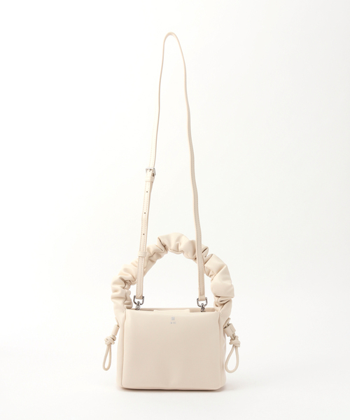 JW PEI /ジェイダブリューペイ HANDLE BAG 送料込 JW PEI /ジェイダブリューペイ HANDLE BAG 送料込 - メルカリ