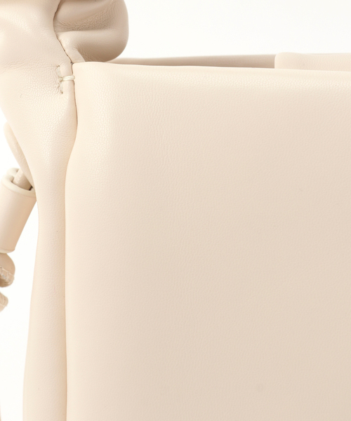 JW PEI（ジェイダブリューペイ）の「【JW PEI / ジェイダブリューペイ】Rylee Pleated Drawstring Top bag：バッグ（ハンドバッグ・レディース・ホワイト/ブラック・FREE）」の18枚目の写真