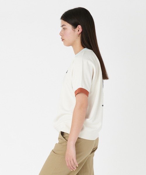 Levi's(リーバイス)の「Levi's/リーバイス グラフィック クルーネック スウェット半袖シャツ ホワイト COUNTRY CLUB(スウェット・レディース・マルチ・M/S/XS)」の2枚目の写真
