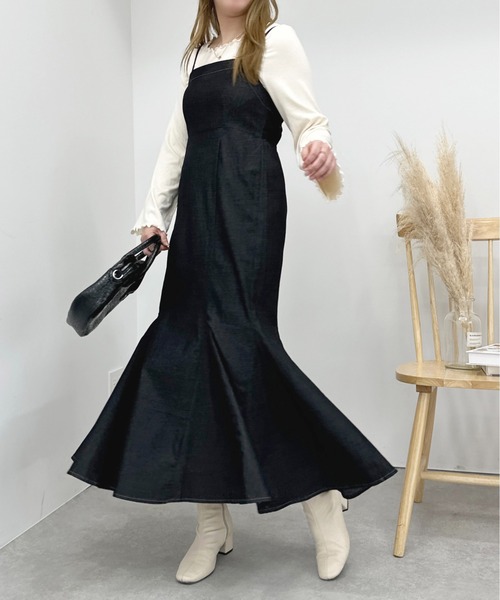 apres jour(アプレジュール)の「デニムマーメイドキャミワンピース【ZOZOTOWN限定アイテム】(ワンピース・レディース・インディゴブルー/ブラック・フリー/X-LARGE)」の10枚目の写真
