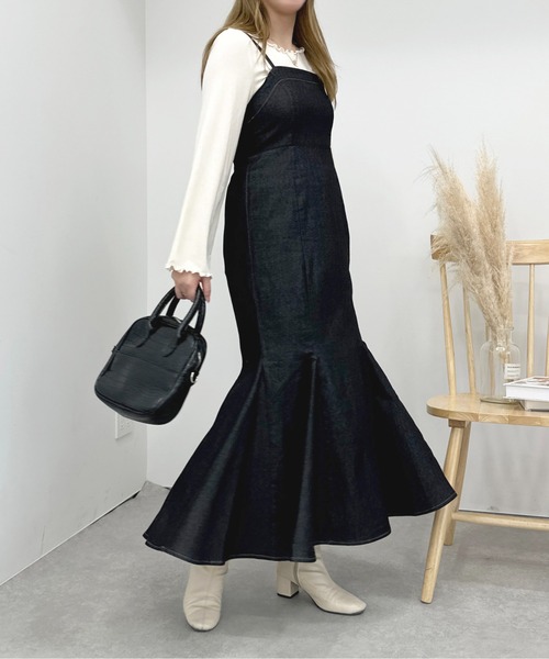 apres jour(アプレジュール)の「デニムマーメイドキャミワンピース【ZOZOTOWN限定アイテム】(ワンピース・レディース・インディゴブルー/ブラック・フリー/X-LARGE)」の11枚目の写真