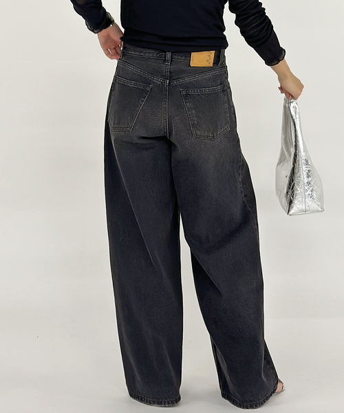 【美品】HAIKURE/ハイクル　BETHANY ワイド デニムパンツ　ブラック HAIKURE/ハイクル】BETHANY Black(wide leg)（デニムパンツ