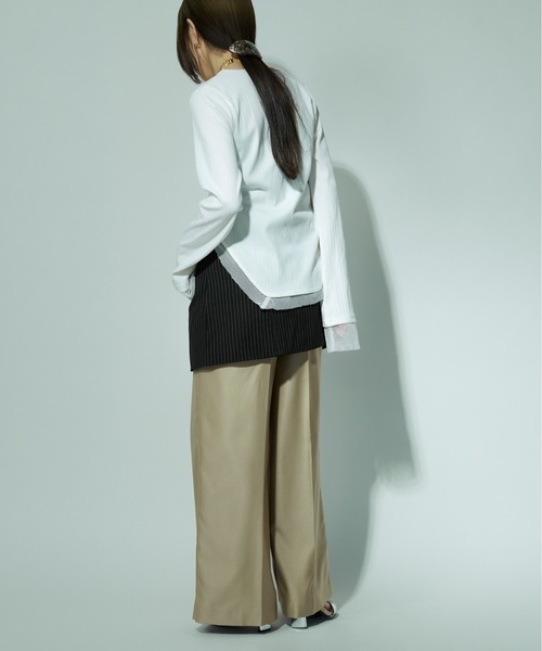 Ezick（エジック）の「Hemline cut メッシュリブトップス（Tシャツ/カットソー・レディース・ブラック/ホワイト・FREE）」の22枚目の写真