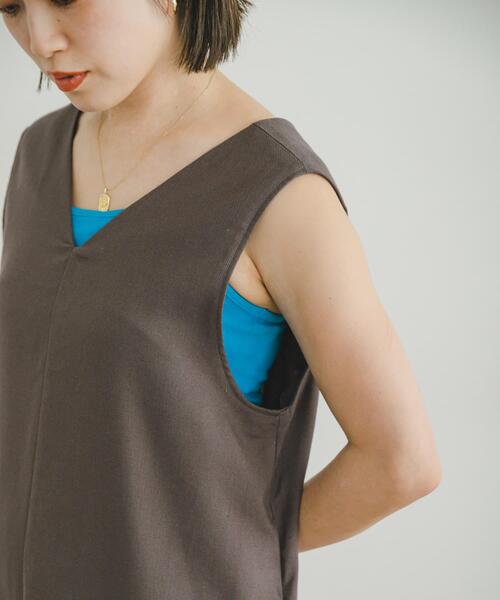 ITEMS URBANRESEARCH（アイテムズ アーバンリサーチ）の「リップルバッククロスキャミソール（キャミソール・レディース・ブラック/グレー系その他/レッド/ホワイト/ブルー系その他・FREE）」の8枚目の写真