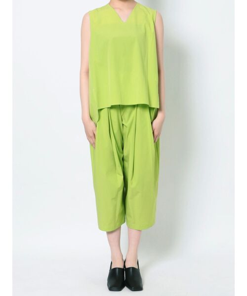 【セール】Vネックタックブラウス【セットアップ可能】（シャツ/ブラウス）｜ELENDEEK（エレンディーク）