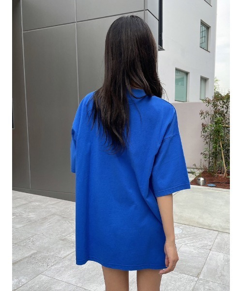 ENVYM(アンビー)の「カレッジロゴBIG T(Tシャツ/カットソー・レディース・ホワイト/ブラック/ブルー・FREE)」の6枚目の写真