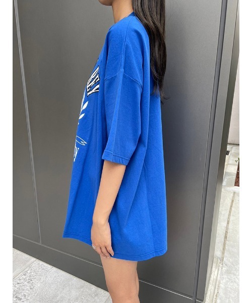 ENVYM(アンビー)の「カレッジロゴBIG T(Tシャツ/カットソー・レディース・ホワイト/ブラック/ブルー・FREE)」の11枚目の写真