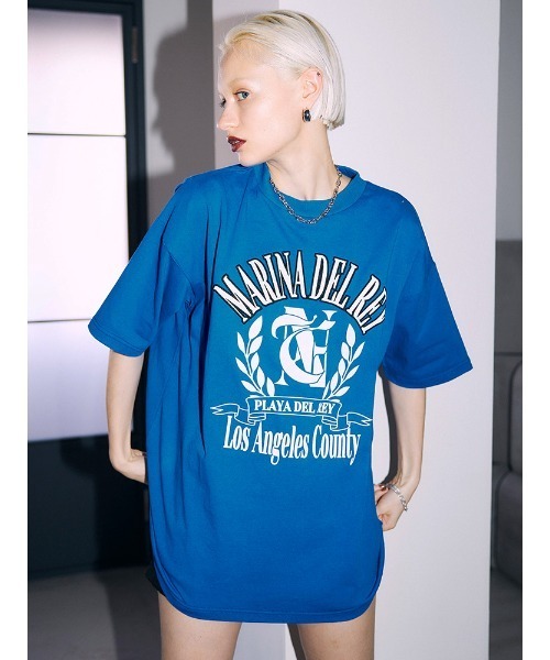 ENVYM(アンビー)の「カレッジロゴBIG T(Tシャツ/カットソー・レディース・ホワイト/ブラック/ブルー・FREE)」の16枚目の写真