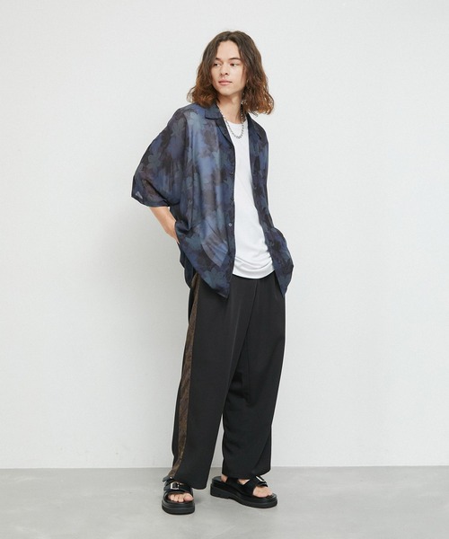 JUNRED（ジュンレッド）の「シアーフラワープリントドルマンシャツ（シャツ/ブラウス・メンズ・チャコールグレー/ネイビー/パープル・L/M/S）」の20枚目の写真