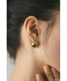 ナッツピアス