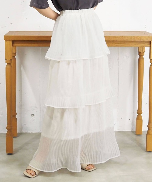 tiptop（ティップトップ）の「【選べる2タイプ】3段プリーツティアードスカート（スカート・レディース・ブラック/ダークグレー/オフホワイト/ホワイト系その他/ブラック系その他・FREE）」の3枚目の写真