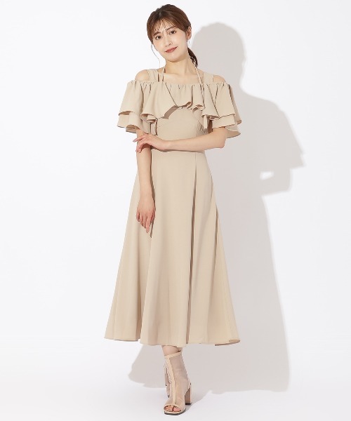 AND COUTURE（アンドクチュール）の「2wayフリルオフショル