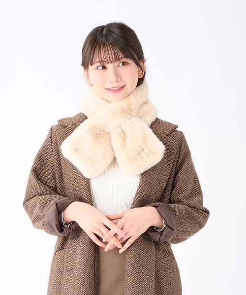 estaa（エスタ）の「マフラー ふわもふフェイクファー ポメラニアン（マフラー・レディース・モカ/ホワイト/オフホワイト/グレー/ベージュ/ライトグレー・FREE）」の11枚目の写真