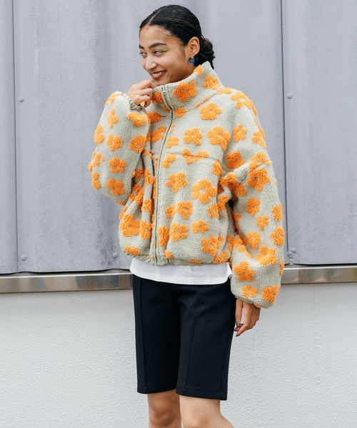 ELLEgirl（エルガール）の「センターシームハーフパンツ【ELLEgirl/エル ガール】（その他パンツ・レディース・カーキ/ブラック・FREE）」の3枚目の写真