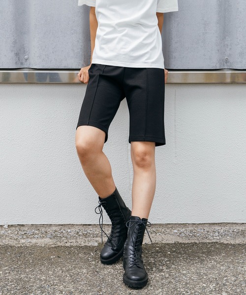 ELLEgirl（エルガール）の「センターシームハーフパンツ【ELLEgirl/エル ガール】（その他パンツ・レディース・カーキ/ブラック・FREE）」の9枚目の写真