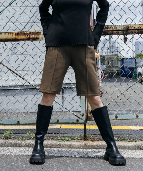 ELLEgirl（エルガール）の「センターシームハーフパンツ【ELLEgirl/エル ガール】（その他パンツ・レディース・カーキ/ブラック・FREE）」の10枚目の写真