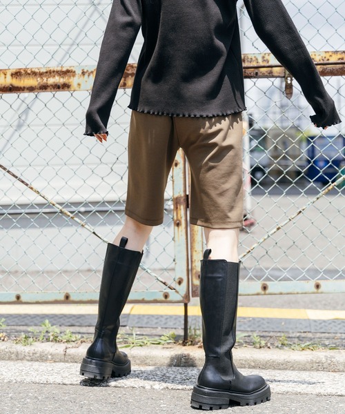 ELLEgirl（エルガール）の「センターシームハーフパンツ【ELLEgirl/エル ガール】（その他パンツ・レディース・カーキ/ブラック・FREE）」の16枚目の写真