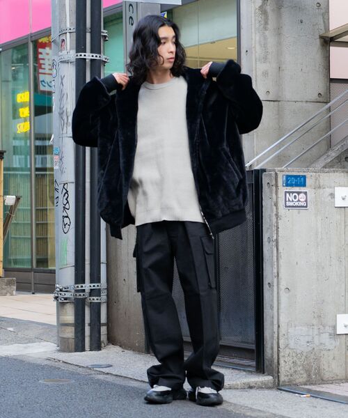 JEANS MATE(ジーンズメイト)の「【UNIIT/ユニット】エコファー フードジャケット ブルゾン ふわふわ もこもこ フェイクファー オーバーサイズ 防寒(ブルゾン・メンズ・ブラック/グレー/オフホワイト・MEDIUM/X-LARGE/LARGE)」の9枚目の写真