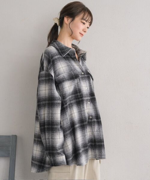 RETRO GIRL(レトロガール)の「起毛FウールチェックSH(シャツ/ブラウス・レディース・グリーン/ブラック/ベージュ・FREE)」の10枚目の写真