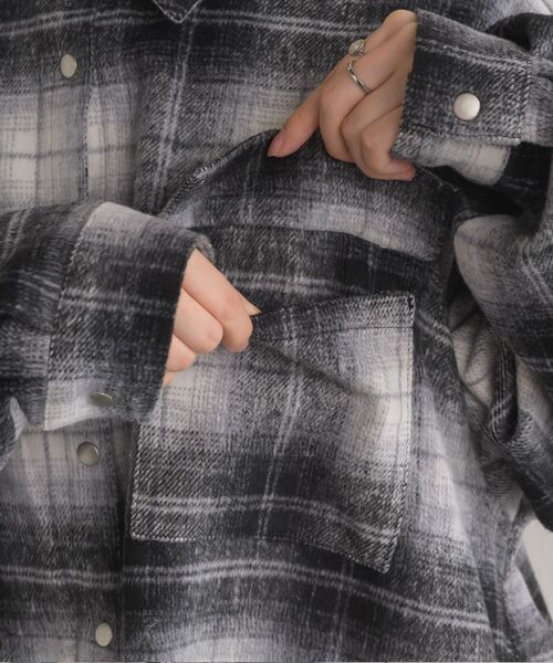 RETRO GIRL(レトロガール)の「起毛FウールチェックSH(シャツ/ブラウス・レディース・グリーン/ブラック/ベージュ・FREE)」の16枚目の写真