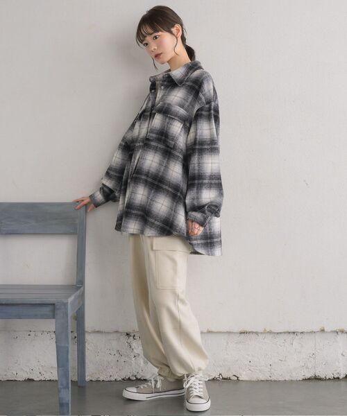 RETRO GIRL(レトロガール)の「起毛FウールチェックSH(シャツ/ブラウス・レディース・グリーン/ブラック/ベージュ・FREE)」の20枚目の写真