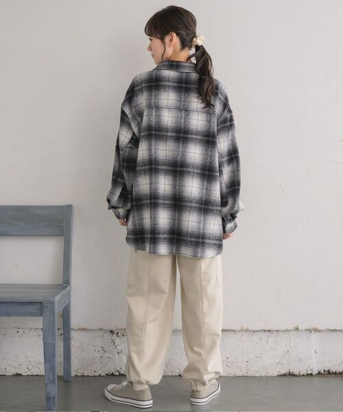 RETRO GIRL(レトロガール)の「起毛FウールチェックSH(シャツ/ブラウス・レディース・グリーン/ブラック/ベージュ・FREE)」の22枚目の写真