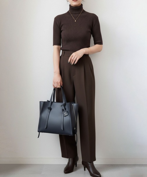 U（ユー）の「Lier【リエール】 ボヤージュトートバッグ L A4・PC対応 2WAYショルダー付き（ビジネスバッグ・レディース・ブラックミックス/ベージュ系その他/ブラック/ベージュ系その他2/アイボリー/ブラウン/ネイビー・FREE）」の21枚目の写真