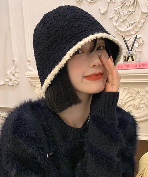 VIBGYOR Women(ヴィブジョー ウィメン)の「【resonance】ウール ニット パイピング風 ベルハット 帽子(ハット・レディース・アイボリー/ブラック/キャメル・FREE)」の3枚目の写真