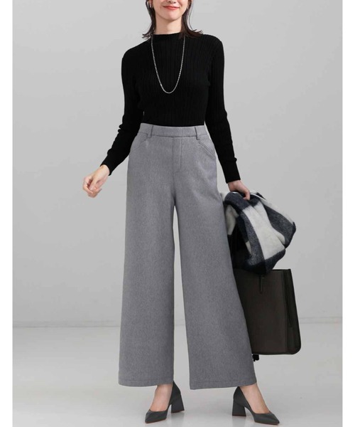 IEDIT（イディット）の「ＩＥＤＩＴ　光吸収発熱素材＆裏起毛でいつでも暖かな　美脚ストレッチワイドパンツ（その他パンツ・レディース・ライトグレー/ブラック/ネイビー・MEDIUM/LARGE/X-LARGE/XX-LARGE/XXX-LARGE/SMALL）」の4枚目の写真