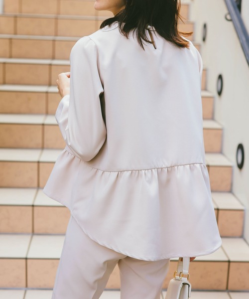 KOBE LETTUCE（コウベレタス）の「[ セレモニー ]ティアードトップス×センタープレスパンツセットアップ（スーツセット・レディース・ホワイト系/ブラック/グレー系・L/M）」の9枚目の写真