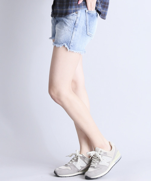 Denime（ドゥニーム）の「【MadeInJapan】DENIM SHORT PANTS/デニムショートパンツ（デニムパンツ・レディース・ホワイト/ライトインディゴブルー・MEDIUM/X-SMALL/SMALL）」の21枚目の写真