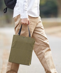 Toffyマルシェ（トフィマルシェ）の「フラット－ト　Mサイズ（エコバッグ/サブバッグ）」