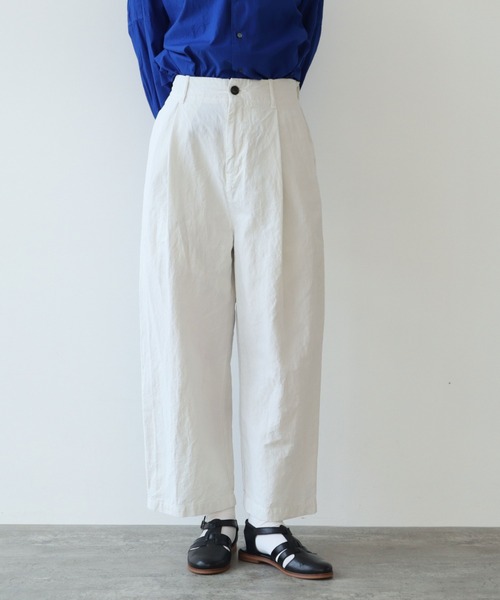 【yuni10周年】ハイツイスト コットン/リネン バックゴムパンツ yuni（ユニ ）の「ハイツイストコットンリネン バックゴムパンツ