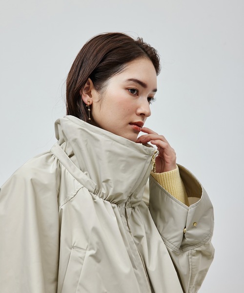 ROPE'（ロペ）の「ギャザーマウンテンパーカー【雑誌掲載】（マウンテンパーカー・レディース・グレー/ネイビー・36/38）」の6枚目の写真