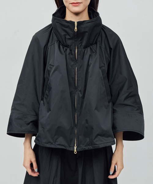 ROPE'（ロペ）の「ギャザーマウンテンパーカー【雑誌掲載】（マウンテンパーカー・レディース・グレー/ネイビー・36/38）」の7枚目の写真