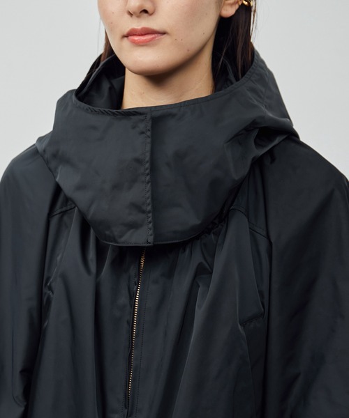 ROPE'（ロペ）の「ギャザーマウンテンパーカー【雑誌掲載】（マウンテンパーカー・レディース・グレー/ネイビー・36/38）」の11枚目の写真