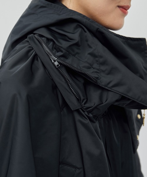 ROPE'（ロペ）の「ギャザーマウンテンパーカー【雑誌掲載】（マウンテンパーカー・レディース・グレー/ネイビー・36/38）」の15枚目の写真