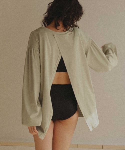 titivate（ティティベイト）の「バックスリットボリュームスリーブトップス/ラッシュガード（ラッシュガード・レディース・カーキ/ブラック/グリーン系その他・M/S/L）」の18枚目の写真