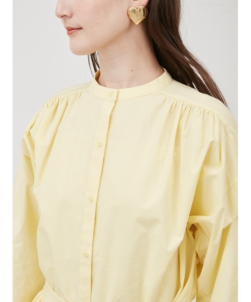 Mila Owen(ミラオーウェン)の「スタンド衿前ふらし後ドッキングシャツワンピース【マシーンウォッシャブル】(シャツワンピース・レディース・ホワイト/ネイビー/イエロー・0/1)」の11枚目の写真