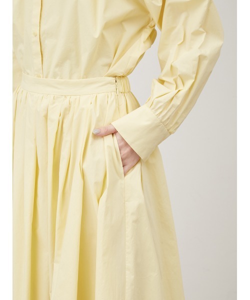 Mila Owen(ミラオーウェン)の「スタンド衿前ふらし後ドッキングシャツワンピース【マシーンウォッシャブル】(シャツワンピース・レディース・ホワイト/ネイビー/イエロー・0/1)」の13枚目の写真