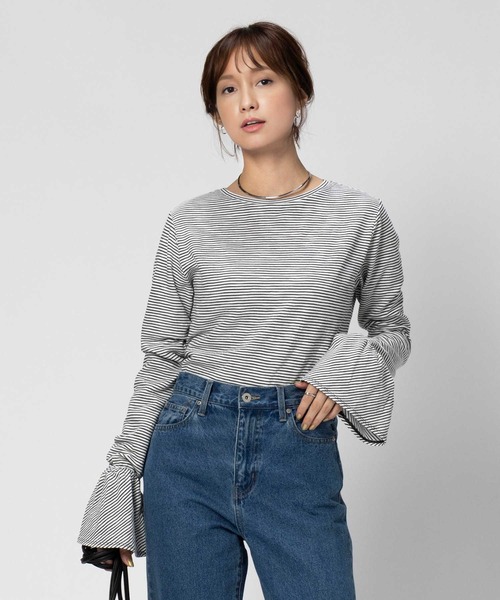 BACK NUMBER(バックナンバー)の「【BACK NUMBER】フレアスリーブ長袖Tシャツ(Tシャツ/カットソー・レディース・オフホワイト/ブラック/ブラック×ホワイト/ホワイト×ブラック・LARGE/SMALL/MEDIUM/XL)」の2枚目の写真